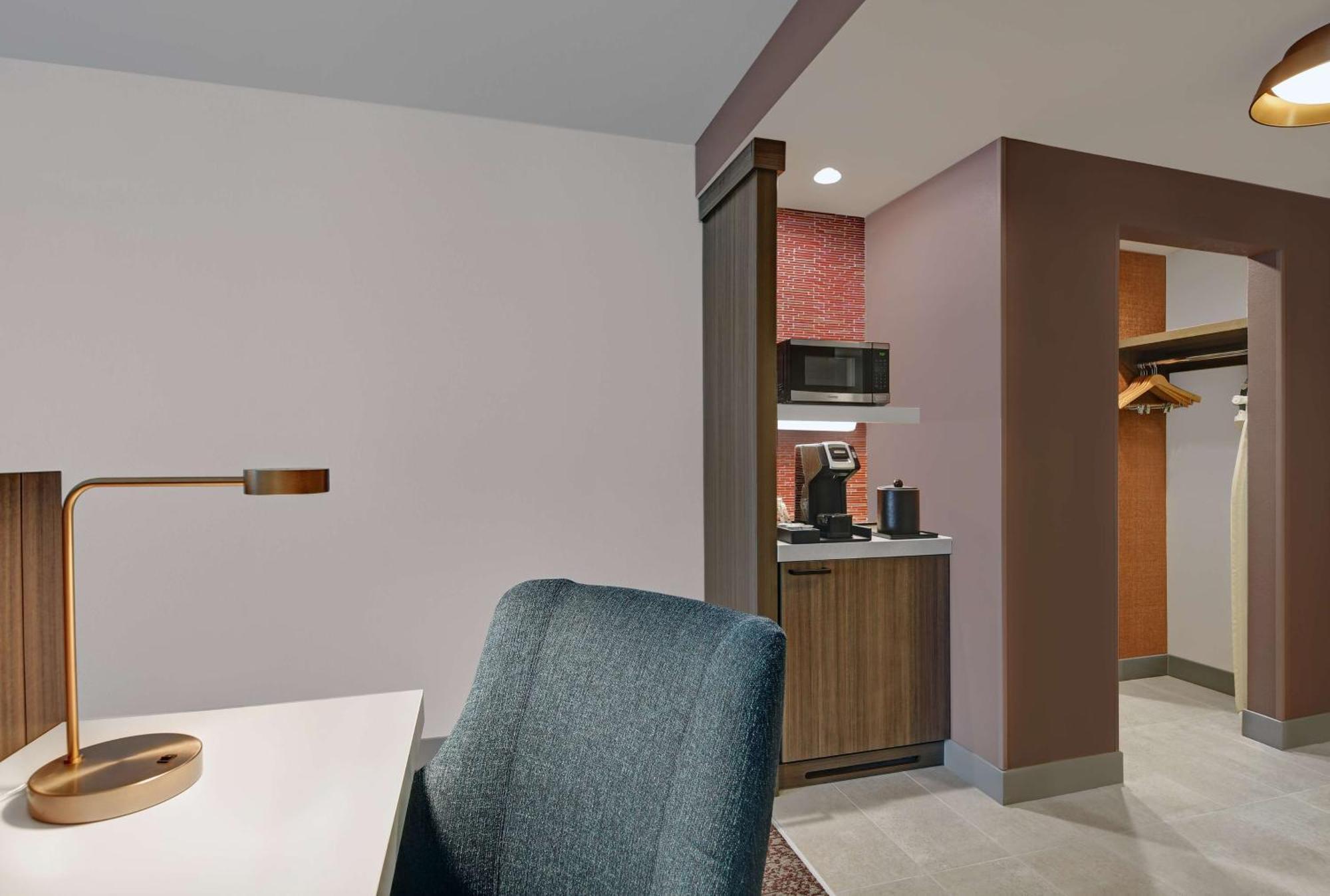 Hilton Garden Inn Madison Huntsville Airport Exterior photo